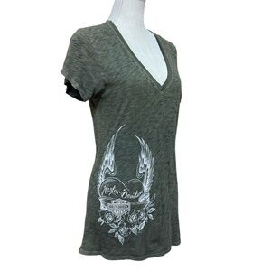 Harley-Davidson Woman’s V-Neck Green Graphic T-Shirt Size Medium